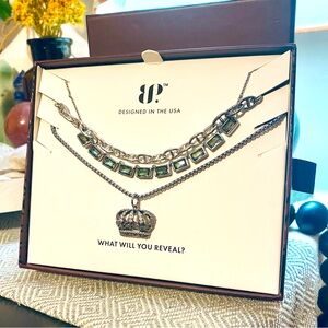 Luxe Layers! 3 necklaces—••”Straighten Your Crown”👑